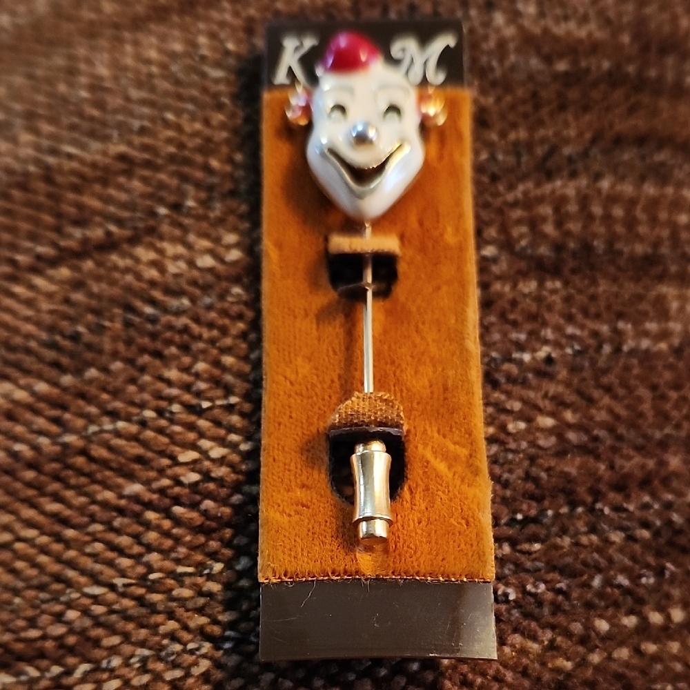 Vintage Clown Face Stick Lapel/Hat Pin Jewelry/Accessories